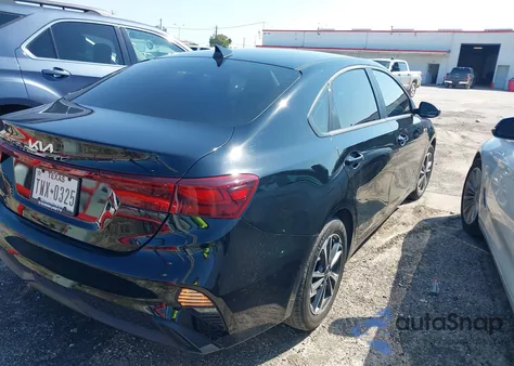 2024 Kia Forte Lxs из США, поврежденный, VIN 3KPF24AD9RE752474